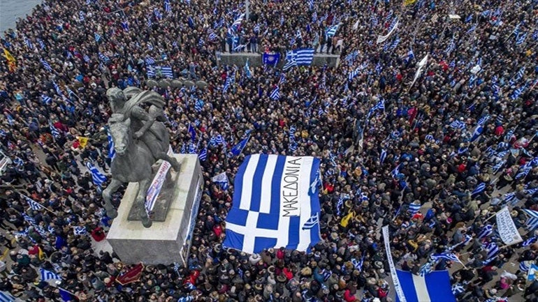 Τα λουλούδια φέτος στην Μακεδονία είναι ματωμένα